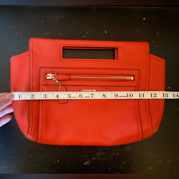 Coach Legacy Basket Bag - Picture 3 of 5